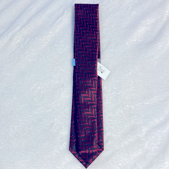 (5/$25 SALE ✅) ALFANI  Mens Devon Red Silk Blend Professional Business Necktie - Picture 6 of 6